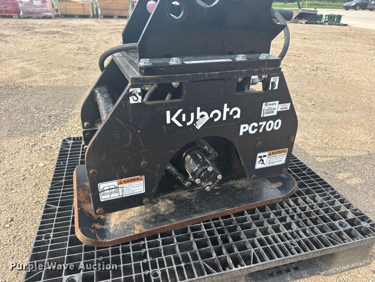 image for item DY3120 Kubota PC700 plate compactor