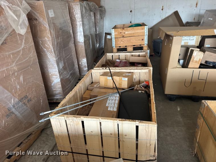 image for item DY3122 (5) crates of parts
