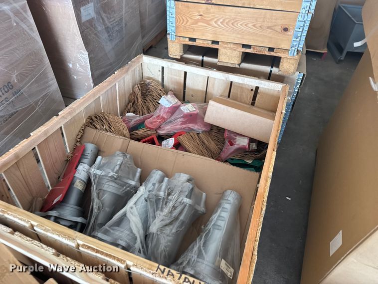 image for item DY3122 (5) crates of parts