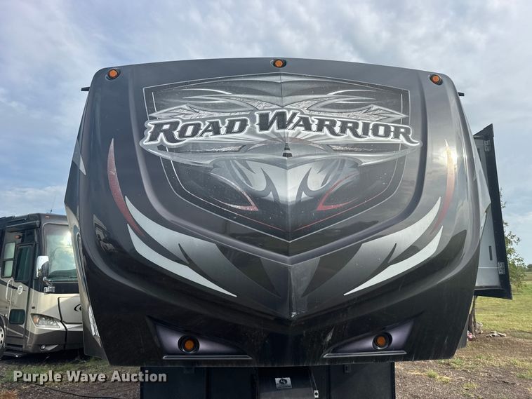 image for item DY3123 2015 Heartland Road Warrior 4020 toy hauler camper