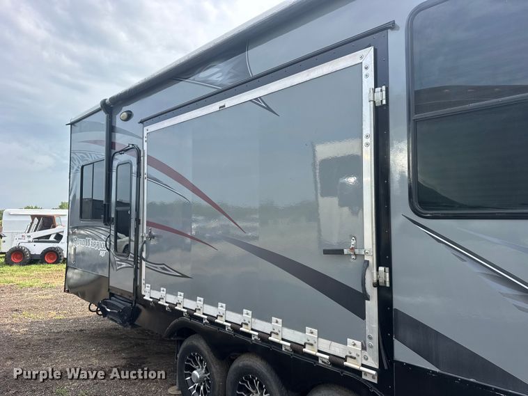 image for item DY3123 2015 Heartland Road Warrior 4020 toy hauler camper