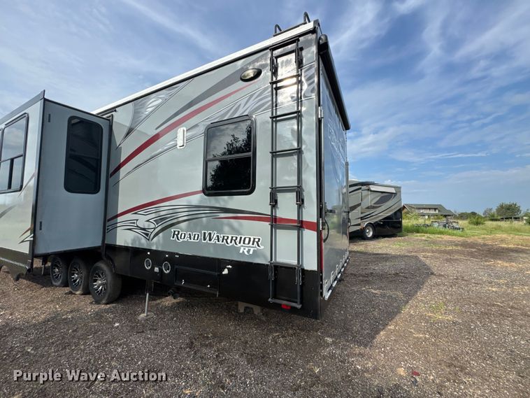 image for item DY3123 2015 Heartland Road Warrior 4020 toy hauler camper
