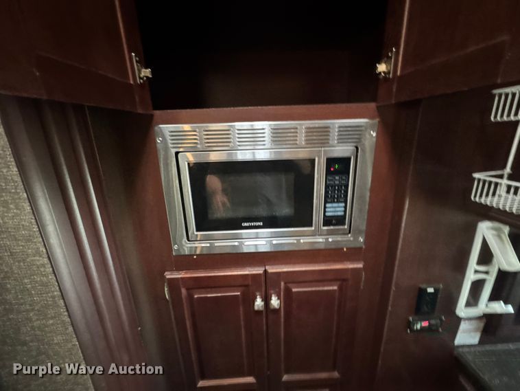 image for item DY3123 2015 Heartland Road Warrior 4020 toy hauler camper