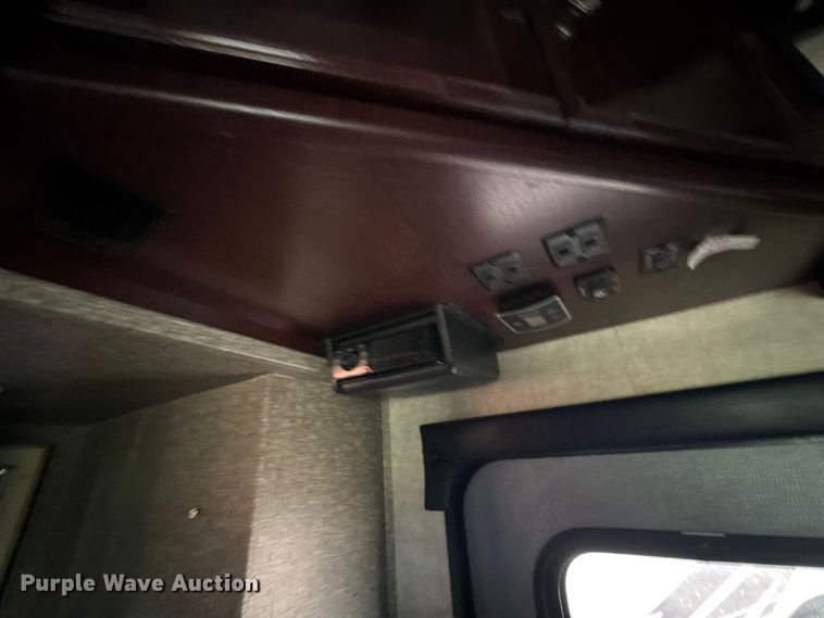 image for item DY3123 2015 Heartland Road Warrior 4020 toy hauler camper