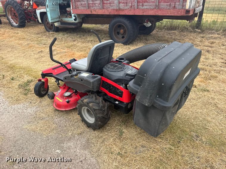 image for item DY3151 Gravely ZT42 ZTR lawn mower