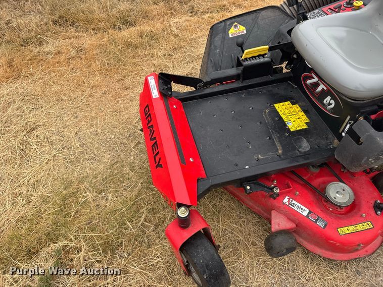 image for item DY3151 Gravely ZT42 ZTR lawn mower