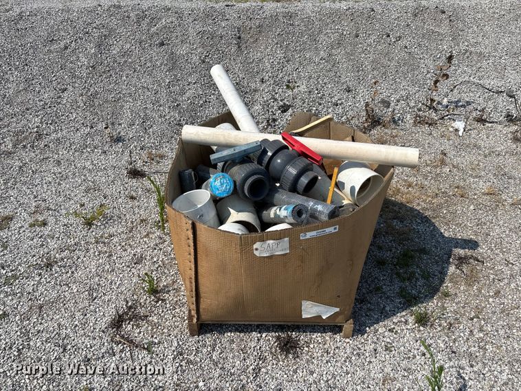 image for item DZ4488 PVC fittings and valves