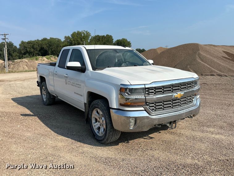 image for item DZ4489 2016 Chevrolet Silverado 1500 Ext. Cab pickup truck