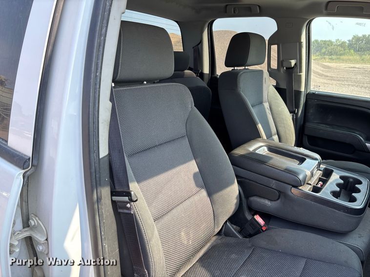 image for item DZ4489 2016 Chevrolet Silverado 1500 Ext. Cab pickup truck