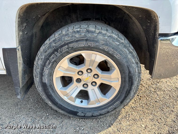 image for item DZ4489 2016 Chevrolet Silverado 1500 Ext. Cab pickup truck