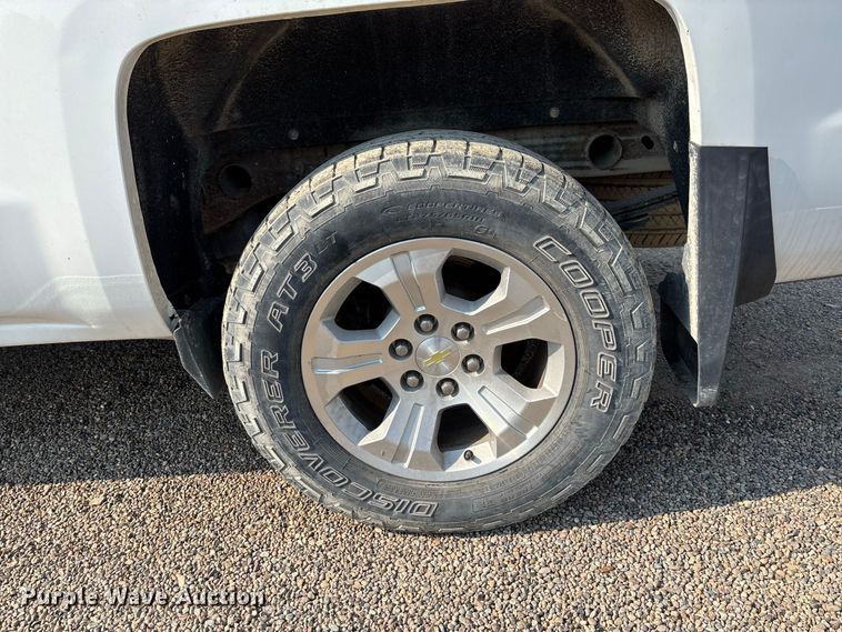 image for item DZ4489 2016 Chevrolet Silverado 1500 Ext. Cab pickup truck