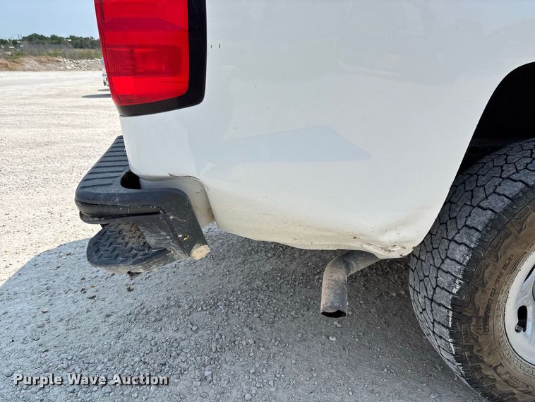 image for item DZ4490 2017 Chevrolet Silverado 1500 pickup truck
