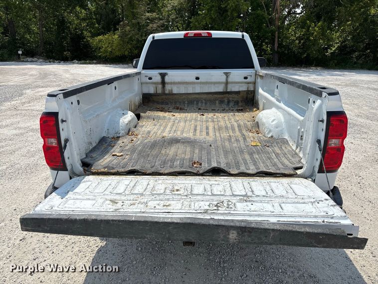 image for item DZ4490 2017 Chevrolet Silverado 1500 pickup truck