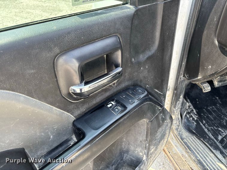 image for item DZ4490 2017 Chevrolet Silverado 1500 pickup truck