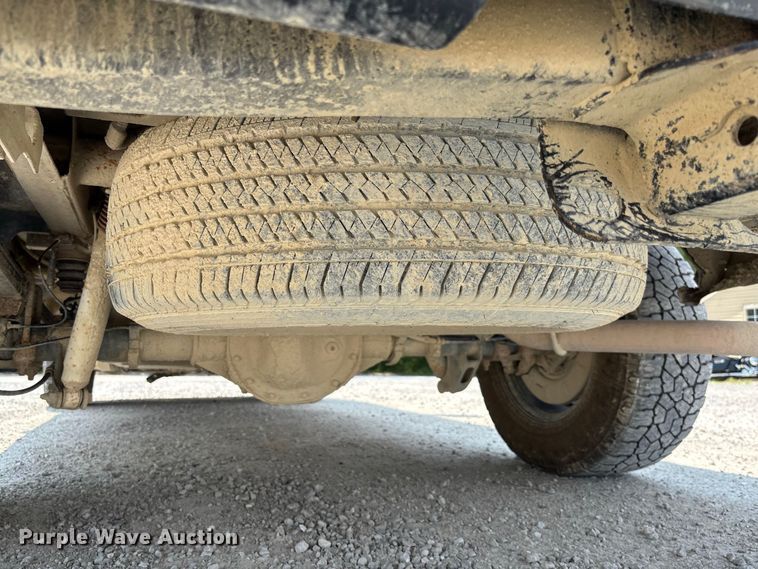 image for item DZ4490 2017 Chevrolet Silverado 1500 pickup truck