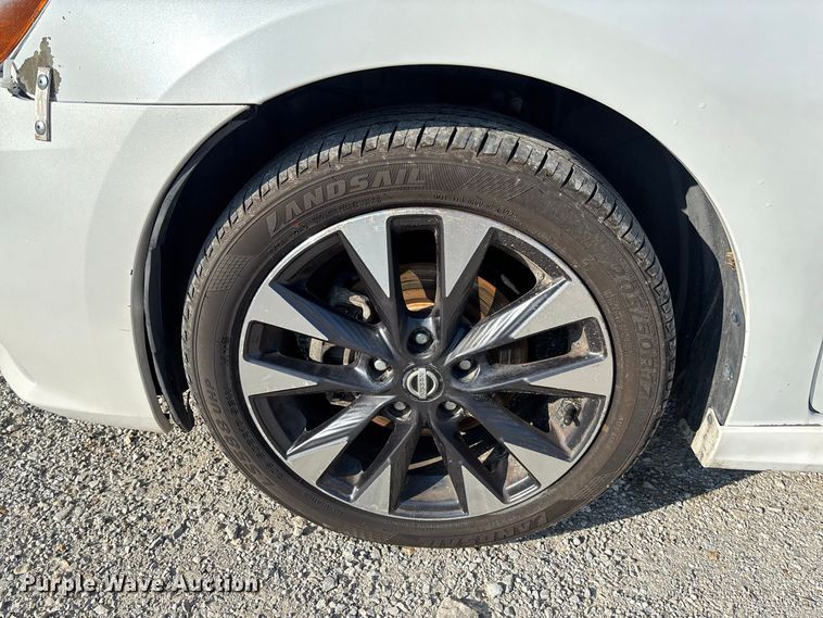 image for item DZ4510 2016 Nissan Sentra 