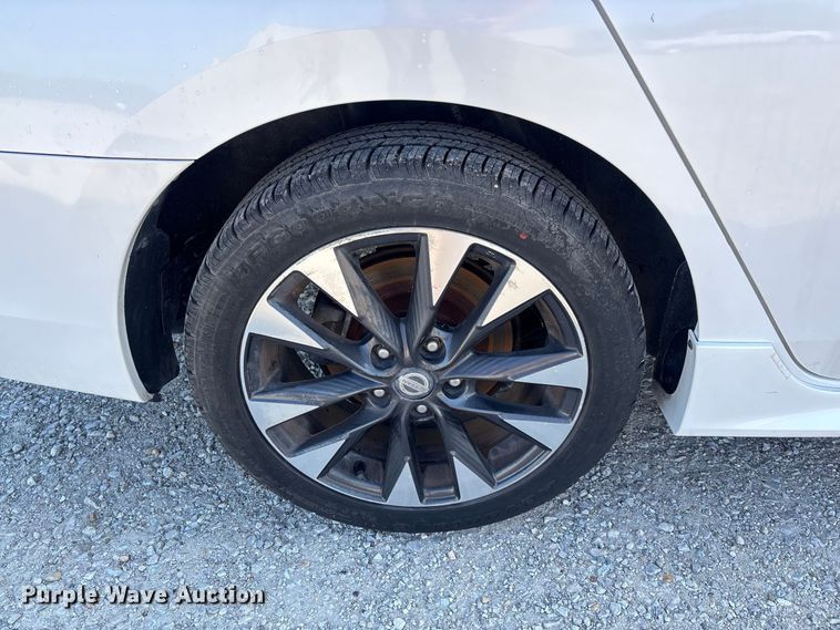 image for item DZ4510 2016 Nissan Sentra 