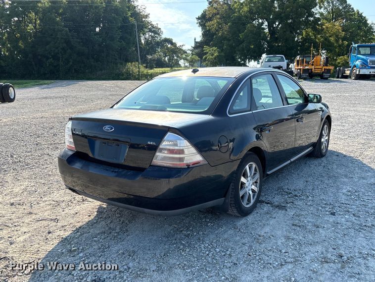 image for item DZ4511 2008 Ford Taurus 