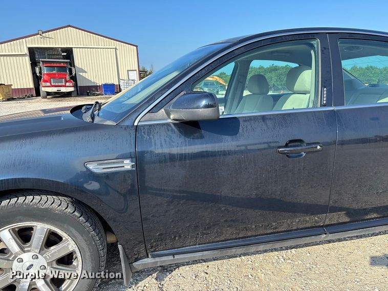 image for item DZ4511 2008 Ford Taurus 
