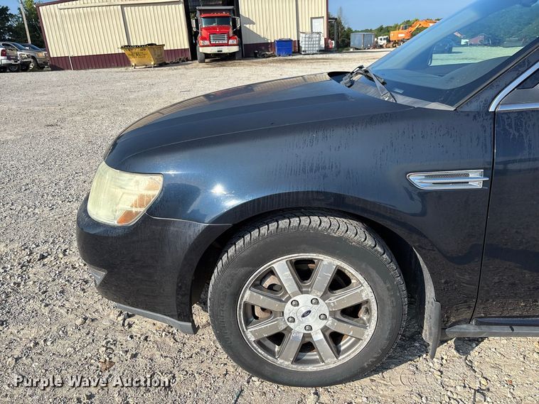 image for item DZ4511 2008 Ford Taurus 