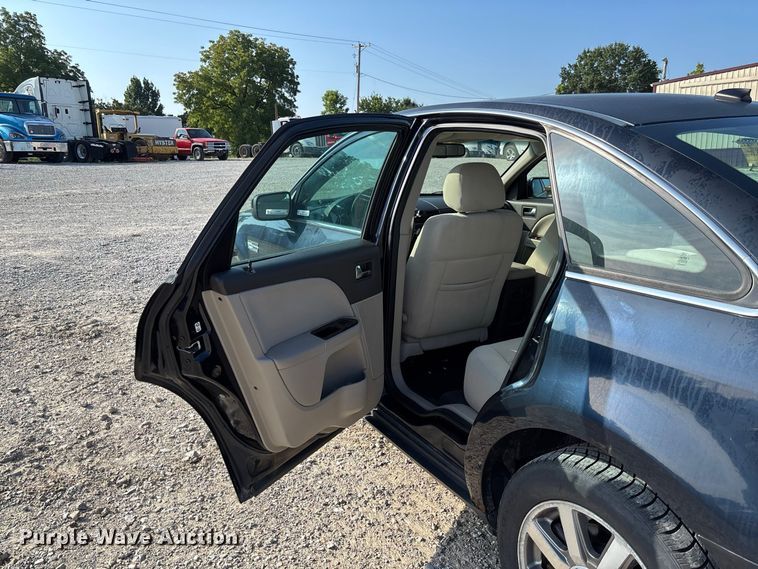 image for item DZ4511 2008 Ford Taurus 