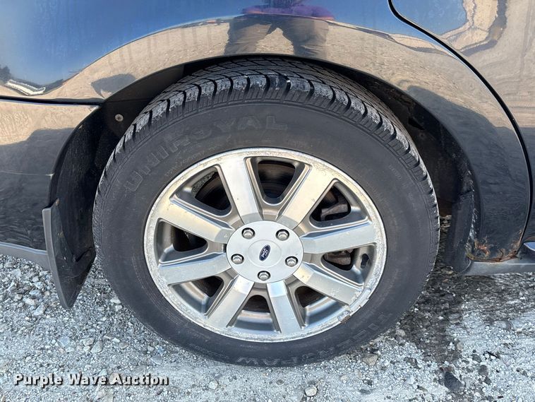 image for item DZ4511 2008 Ford Taurus 