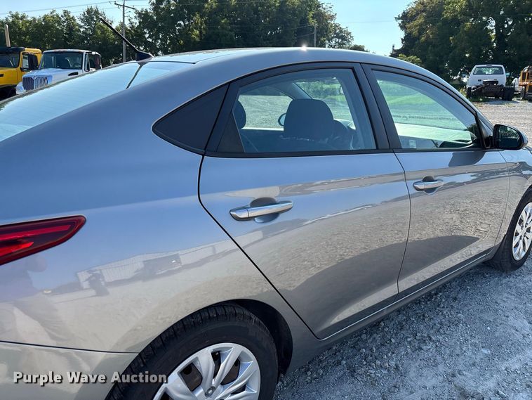 image for item DZ4514 2021 Hyundai Accent 