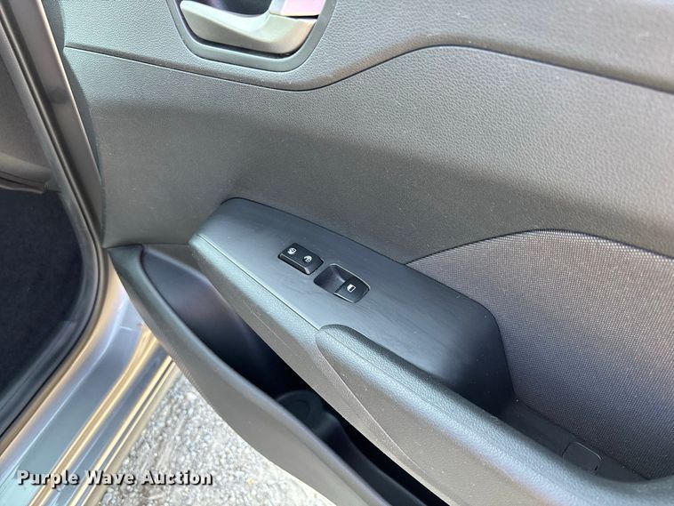 image for item DZ4514 2021 Hyundai Accent 