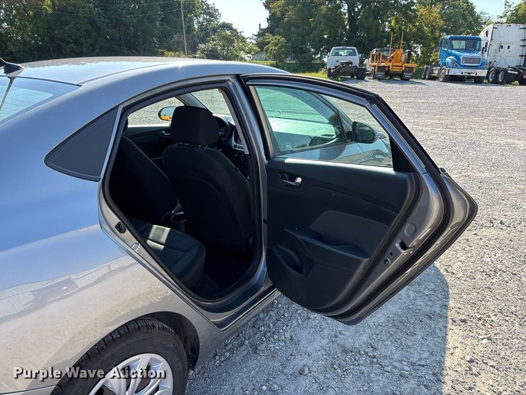 image for item DZ4514 2021 Hyundai Accent 