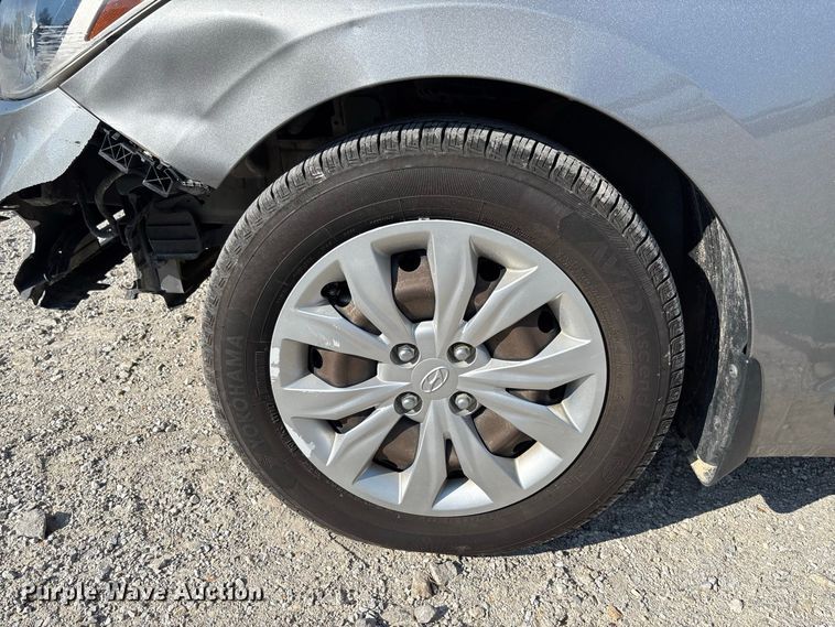 image for item DZ4514 2021 Hyundai Accent 