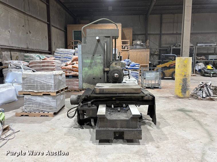 image for item DZ4534 1979 Shibaura BZ-8 horizontal boring mill