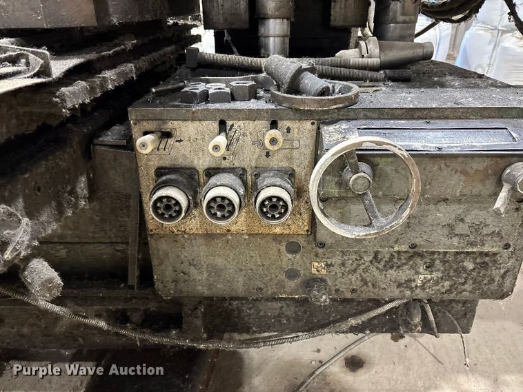 image for item DZ4534 1979 Shibaura BZ-8 horizontal boring mill