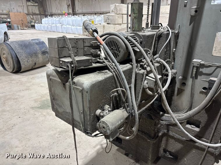 image for item DZ4534 1979 Shibaura BZ-8 horizontal boring mill