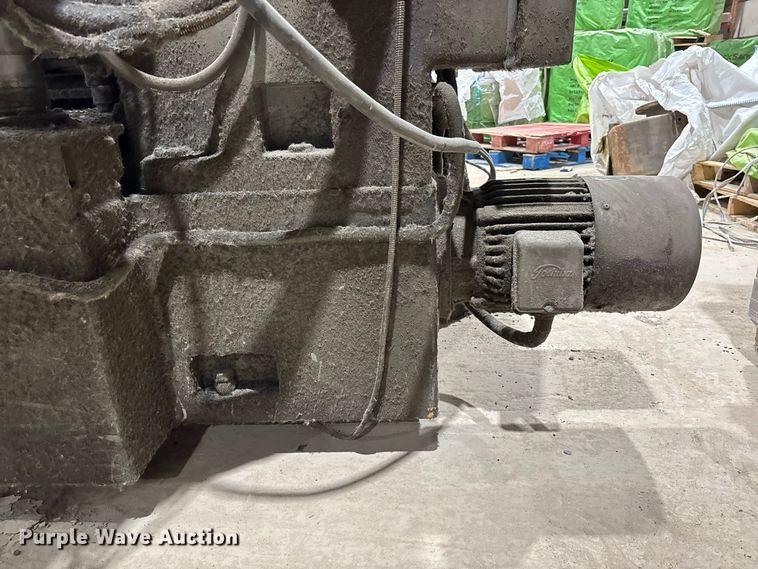 image for item DZ4534 1979 Shibaura BZ-8 horizontal boring mill