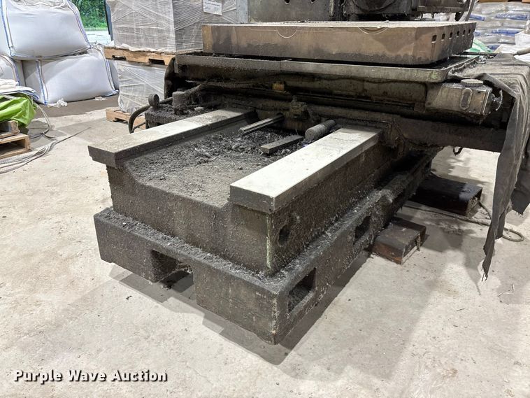 image for item DZ4534 1979 Shibaura BZ-8 horizontal boring mill