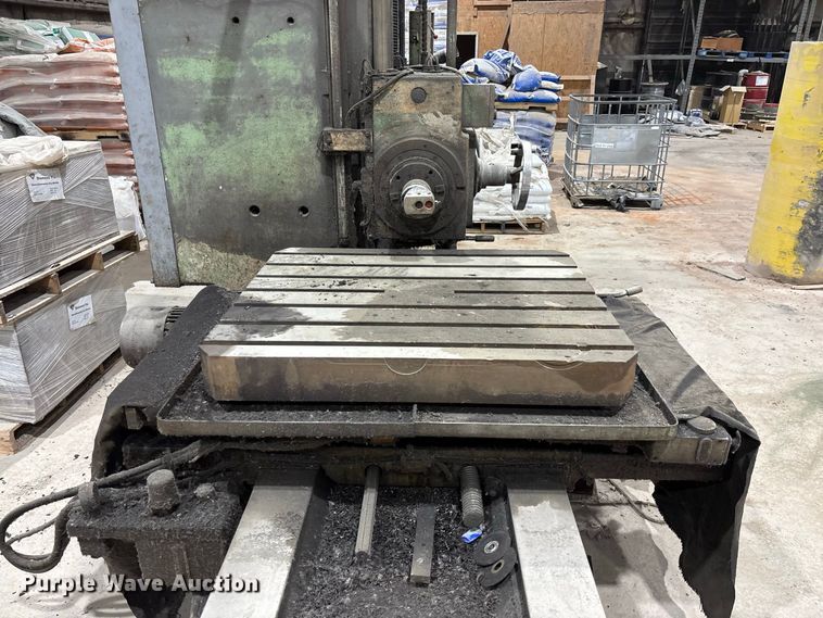 image for item DZ4534 1979 Shibaura BZ-8 horizontal boring mill