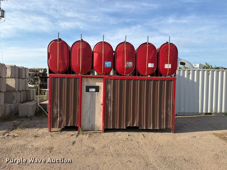 image for item EA0371 Oil distribution stand