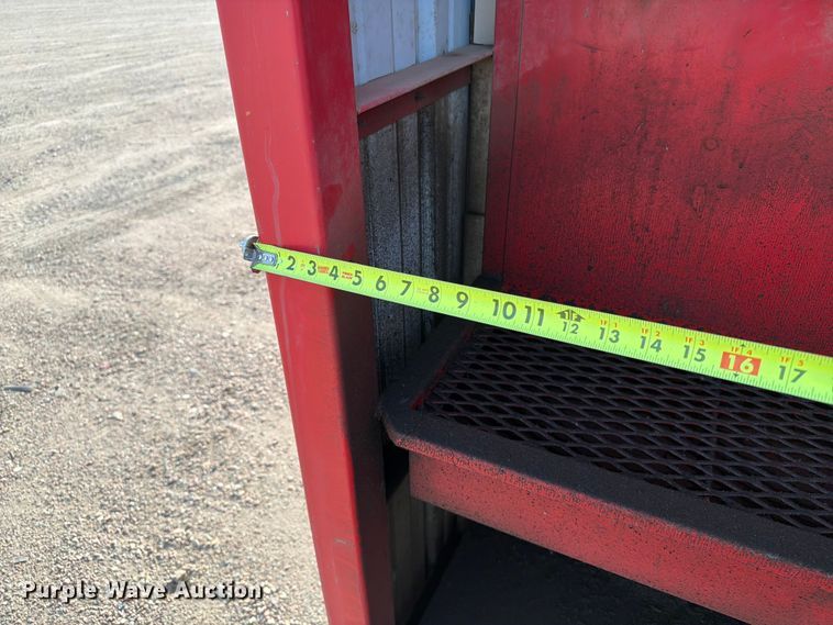 image for item EA0371 Oil distribution stand