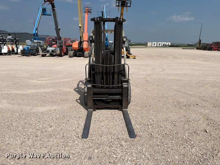 image for item EA0373 2015 Nissan PF70 forklift