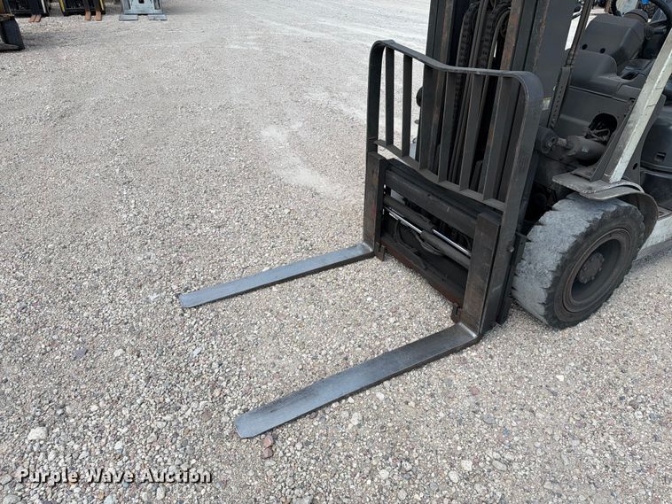 image for item EA0373 2015 Nissan PF70 forklift