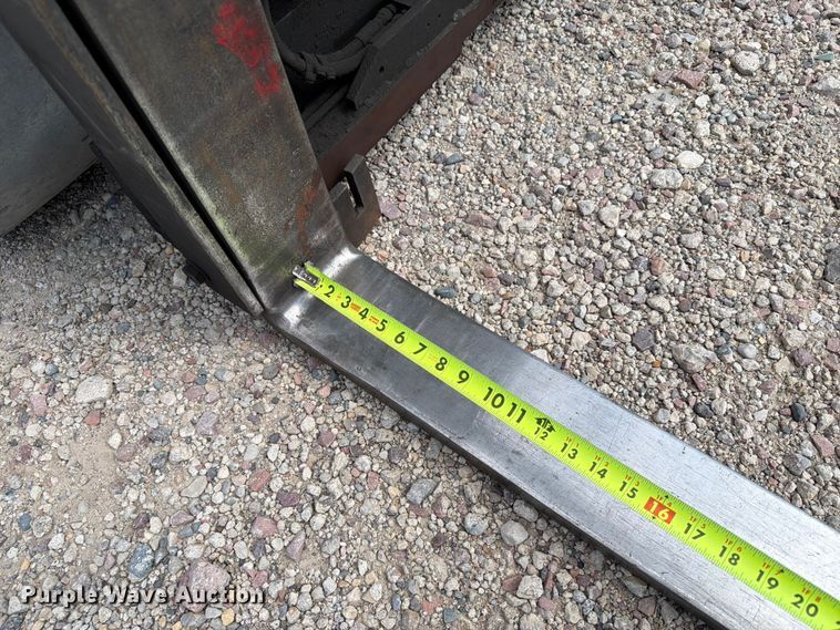 image for item EA0373 2015 Nissan PF70 forklift