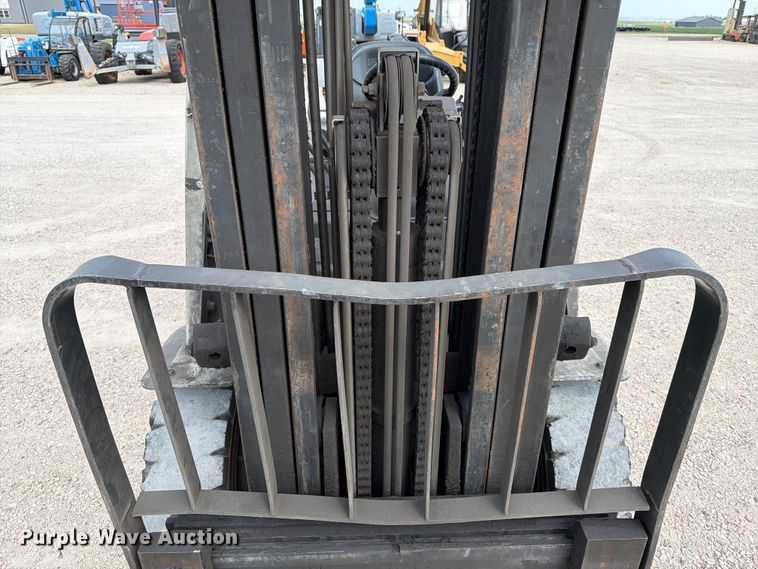 image for item EA0373 2015 Nissan PF70 forklift