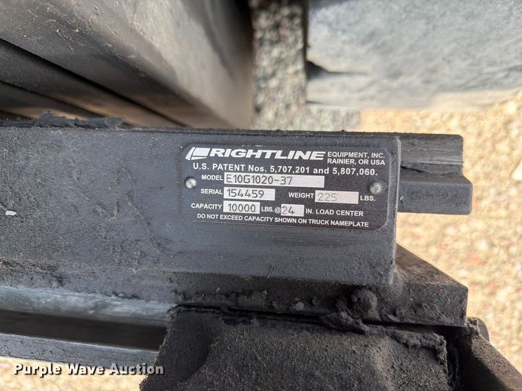 image for item EA0373 2015 Nissan PF70 forklift