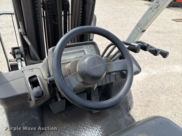 image for item EA0373 2015 Nissan PF70 forklift