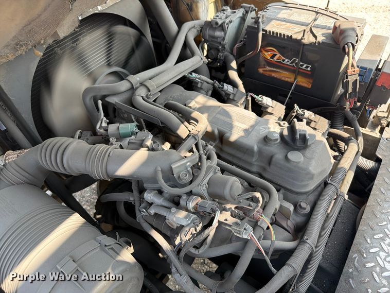 image for item EA0373 2015 Nissan PF70 forklift