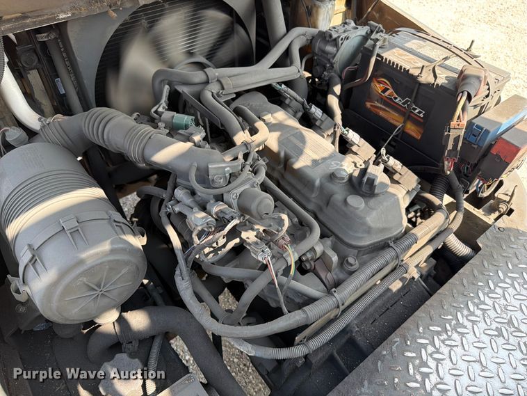 image for item EA0373 2015 Nissan PF70 forklift