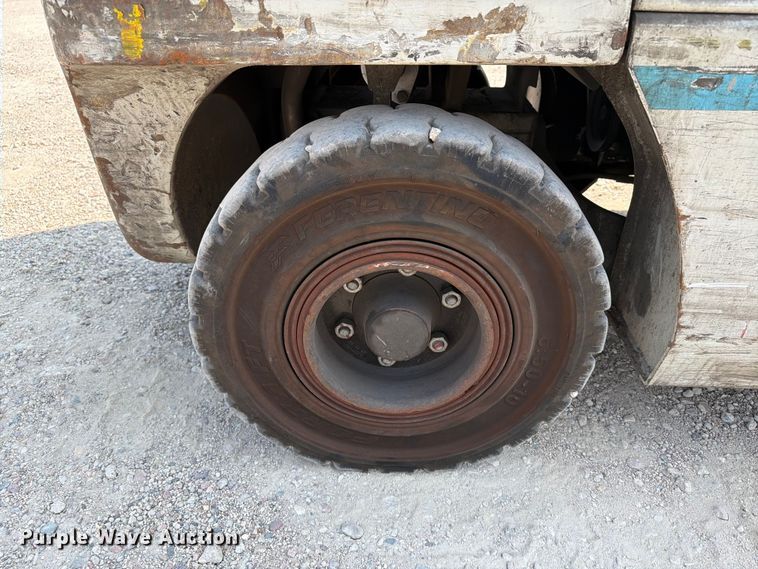 image for item EA0373 2015 Nissan PF70 forklift