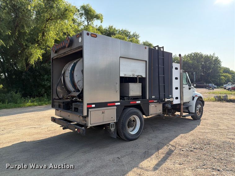 image for item EA0380 2009 International DuraStar 4300 sewer jetter truck