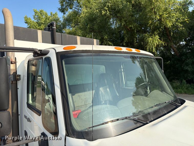 image for item EA0380 2009 International DuraStar 4300 sewer jetter truck