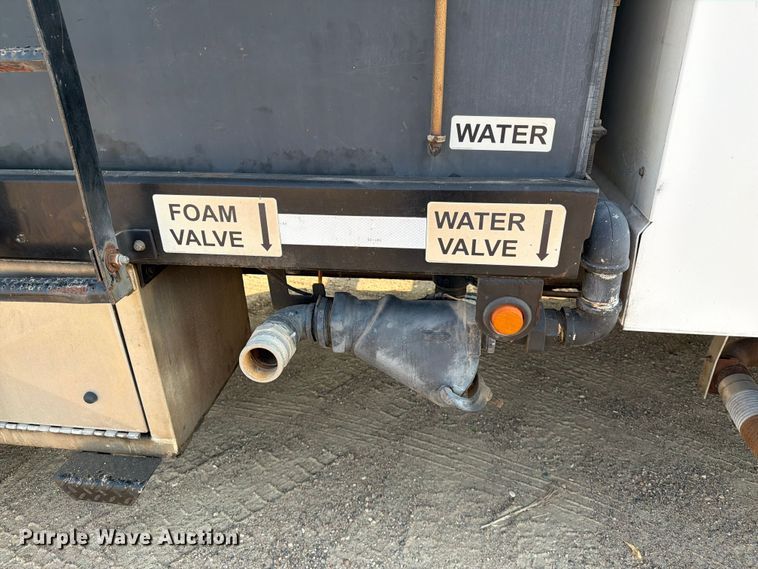 image for item EA0380 2009 International DuraStar 4300 sewer jetter truck